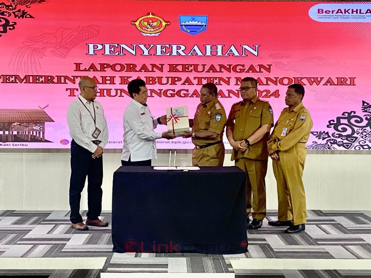 71fbd1ac-b69b-43c9-8494-33a2fcad13be