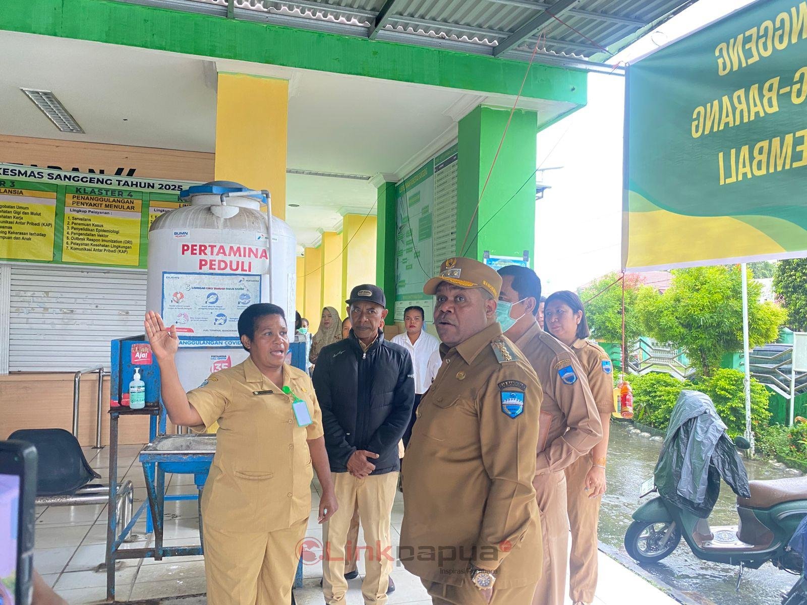 1bfaba23-7a9a-4280-bd17-6e509104d5e1