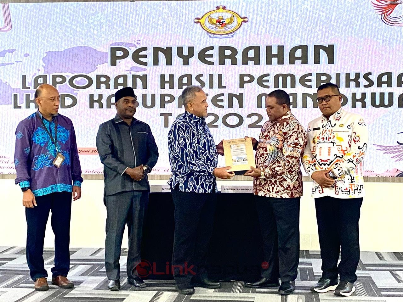 733351ee-345d-444f-9562-c230d5a77d28