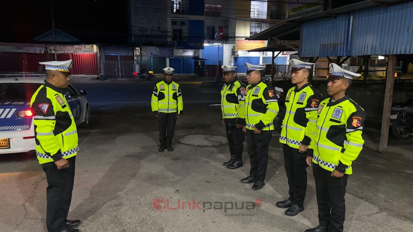 a5921ae3-7241-4503-be18-f725d64be2ab