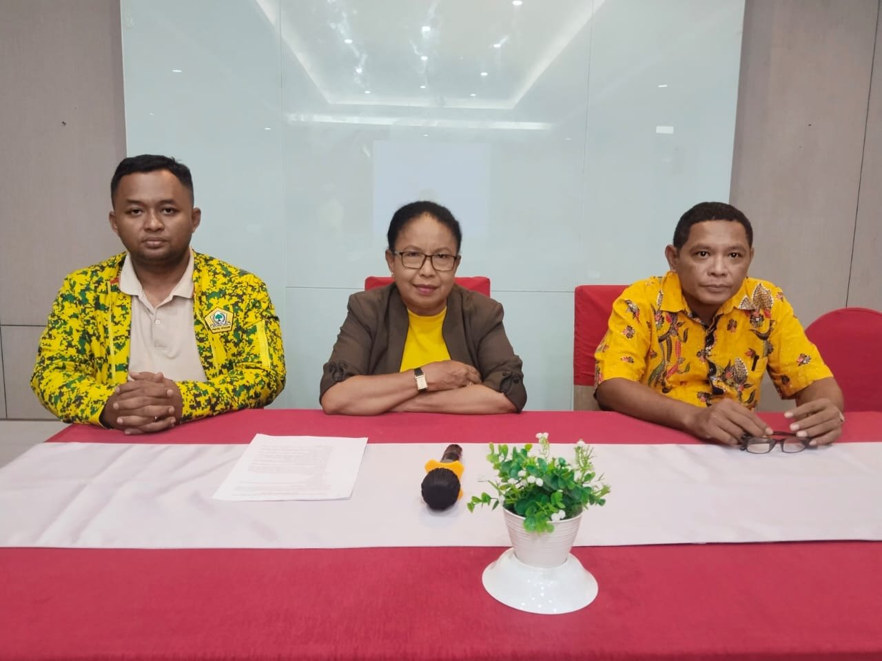 1fa89cae-1041-494e-8c1d-6b4d08258b76