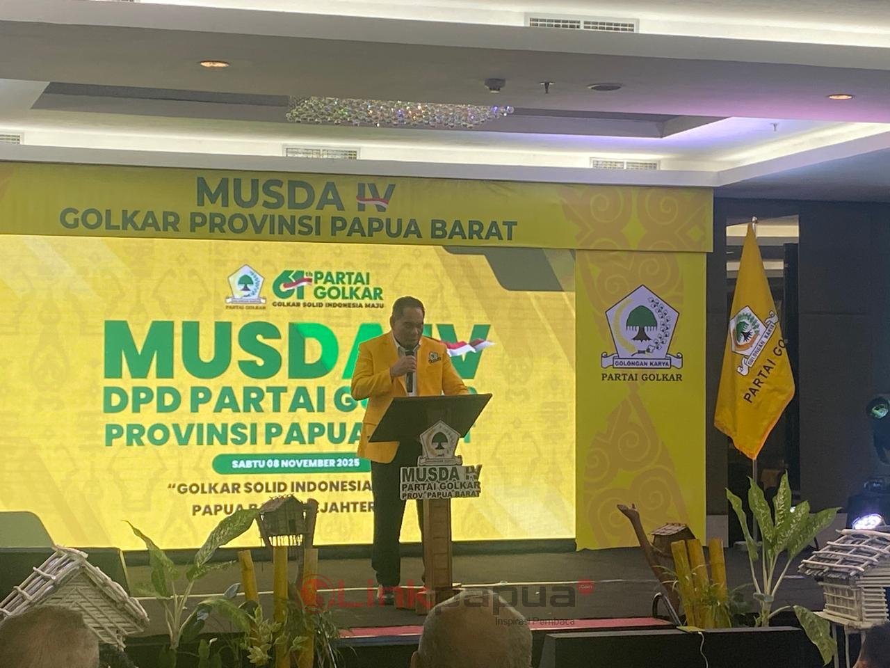 558c54c3-bf34-49a2-8e8f-7071e43b9cb8