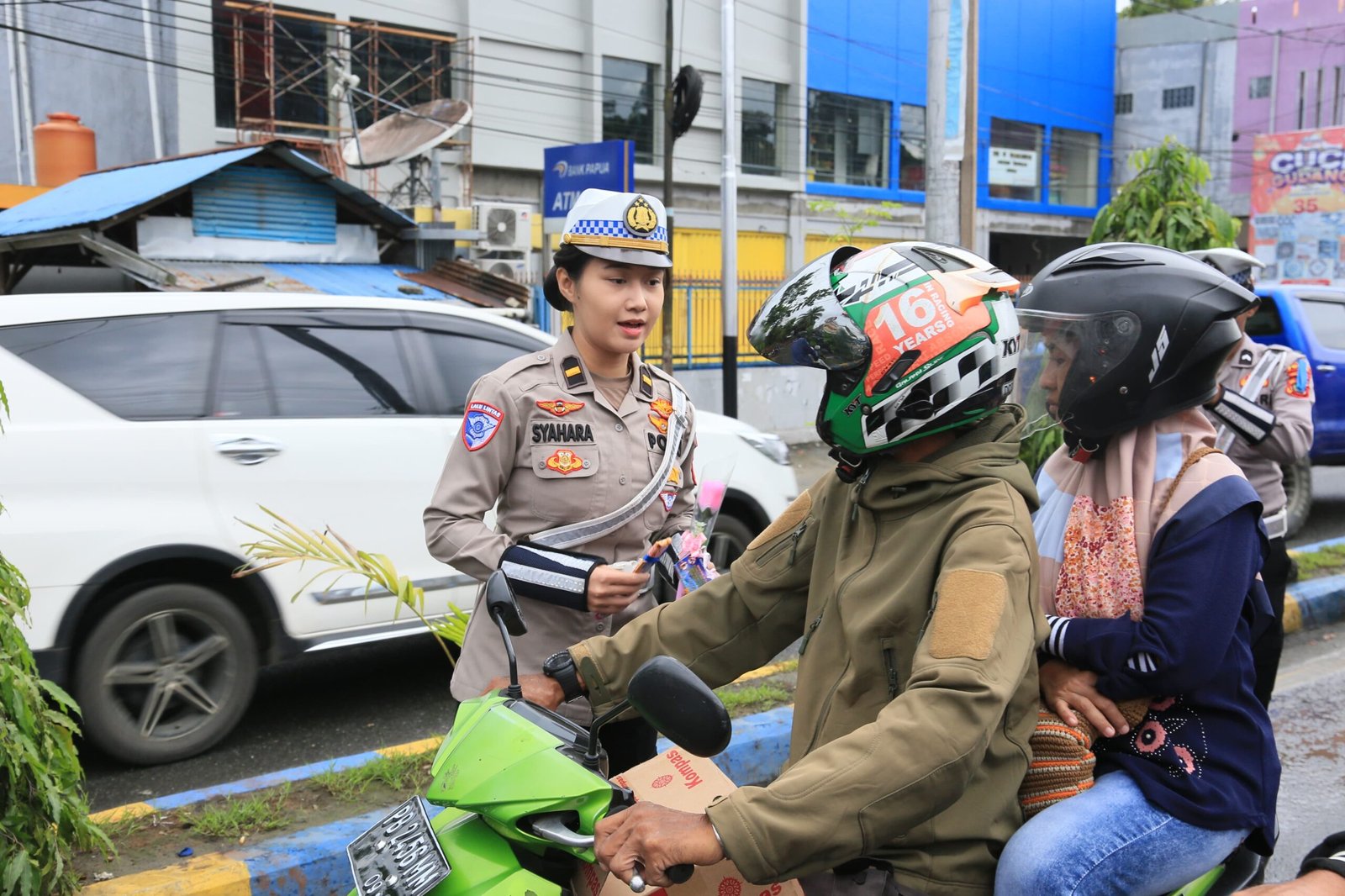 8ce10007-00be-4c63-bd46-5398990ff3bb