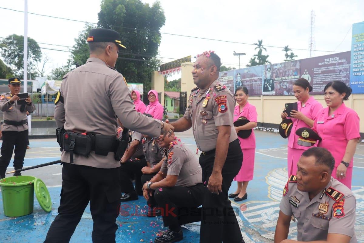 102D6108-D97E-4082-AEA4-748B20C684E0