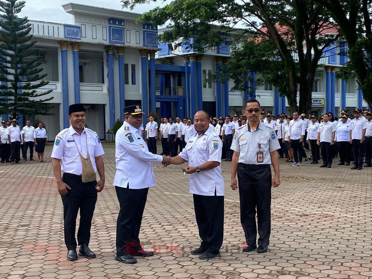 18992fac-0937-4a2b-8c4b-047b422d38c1