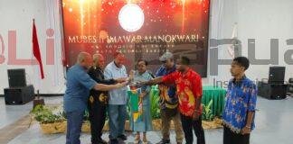 Mubes IMAWAR, Juliana Mandacan Ajak Mahasiswa Waropen Jaga Nilai Kesetiakawanan