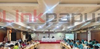 Sentuh Warga Pegaf, HKG PKK Papua Barat Siapkan Pengobatan hingga Rumah Sehat