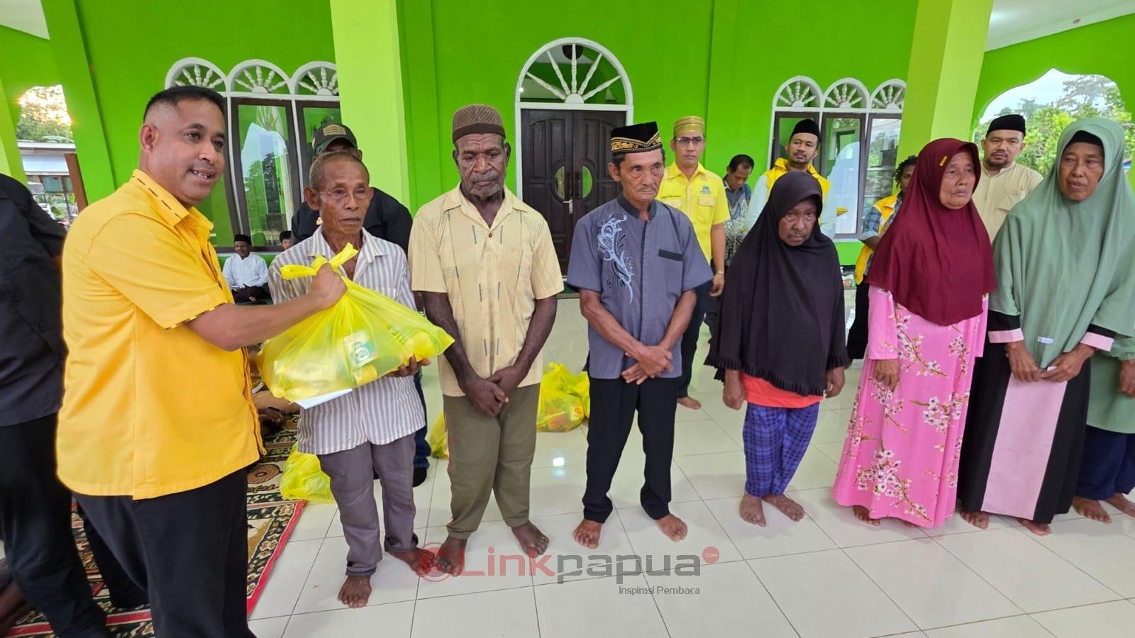 0dc1a8dd-9f00-4052-af8b-3bf49b4eb4b2