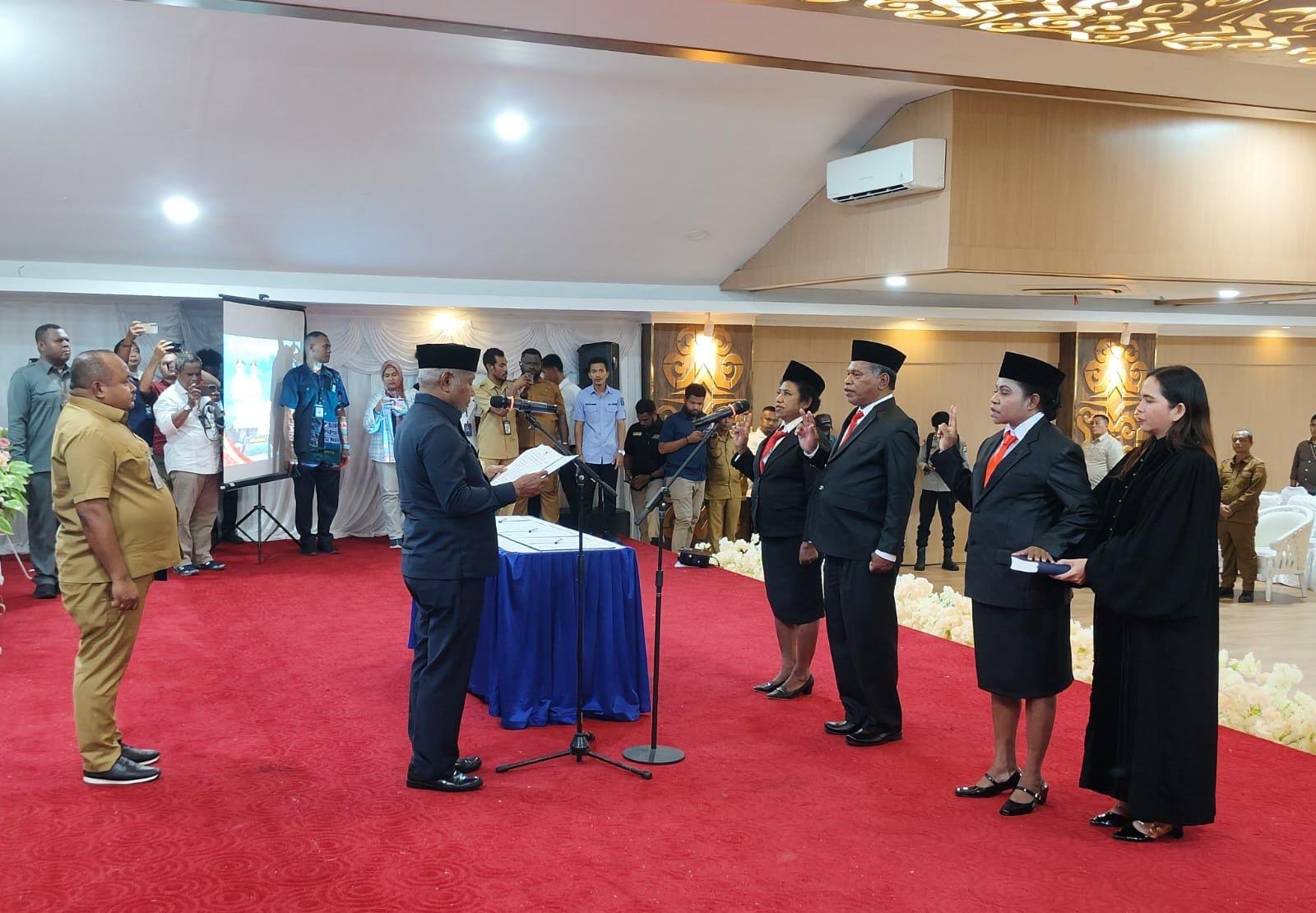 8f985bfa-0664-492b-bc34-e9dfc0f2e571