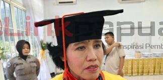Orasi Ilmiah di Wisuda UNCRI, Wakapolda Papua Barat Kritik Tambang Eksploitatif
