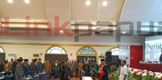 Frids Indou Resmi Dilantik sebagai Wakil Ketua III DPRP Papua Barat