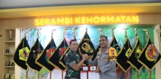 Kapolda Papua Barat Temui Pangdam XVIII/Kasuari, Perkuat Sinergitas TNI–Polri