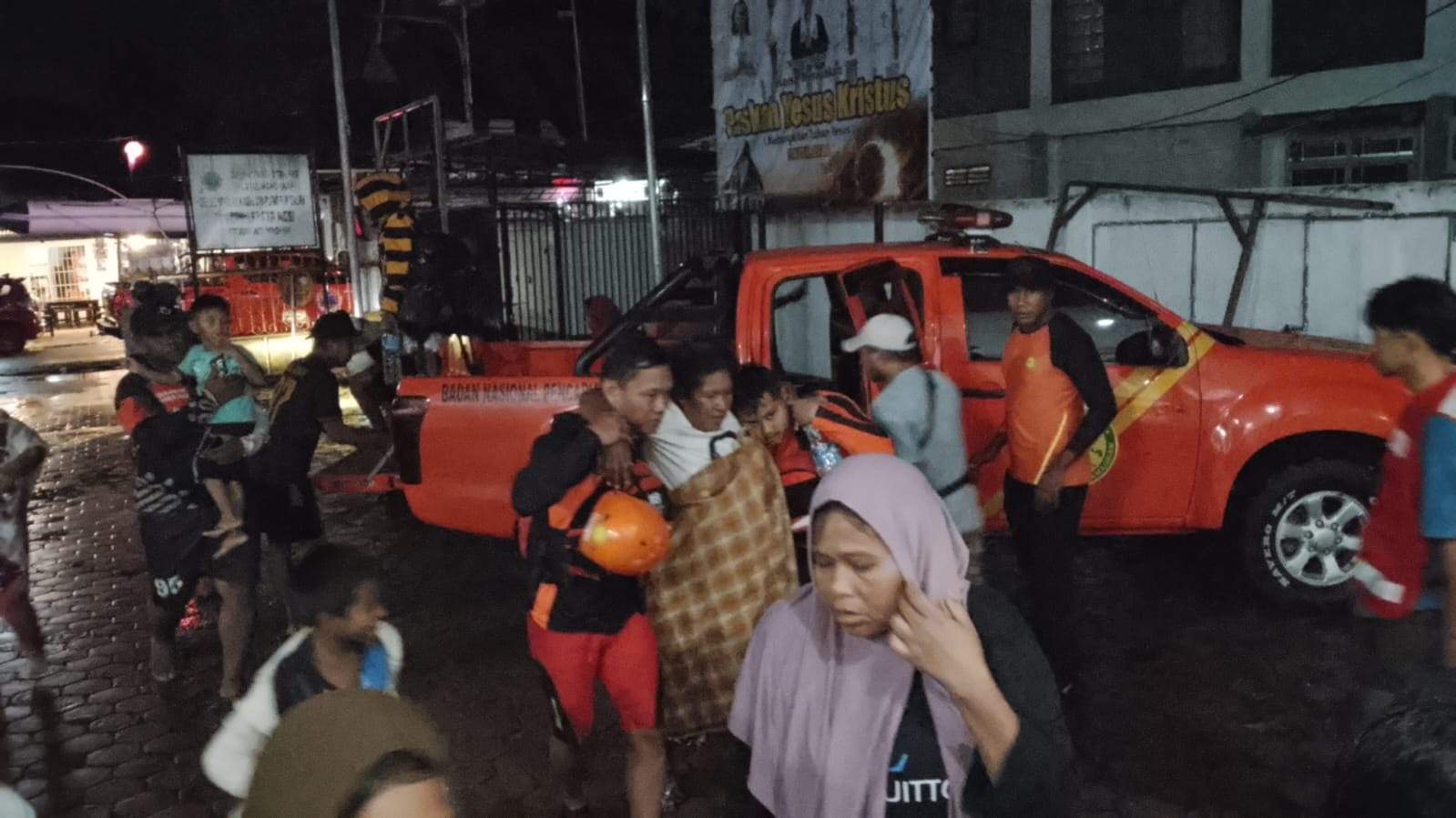 82577f96-bcb2-43d7-bfab-281c9e3da378