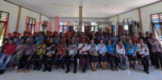 Dominggus Salurkan Bantuan Bapok ke SPGJ Lahai Roi Andai, Dukung Pendidikan Berbasis Asrama