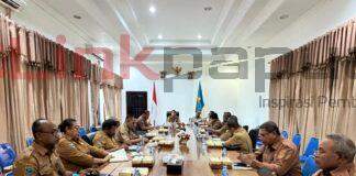 Bupati Teluk Bintuni Rapat Bersama TPID Mitigasi Dampak Kenaikan Harga BBM