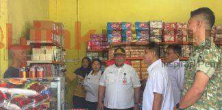 Bupati Teluk Bintuni Sidak Pasar dan Gudang Distributor, Harga Minyak Goreng-Gula Naik
