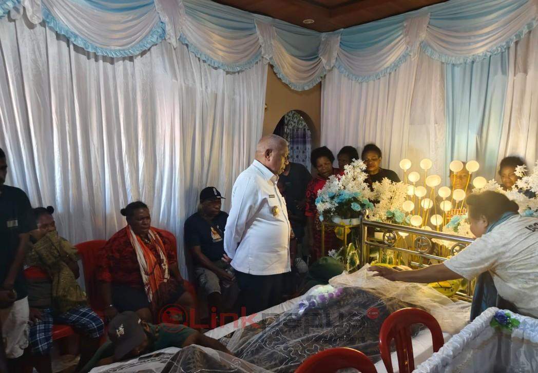 gubernur dominggus duka