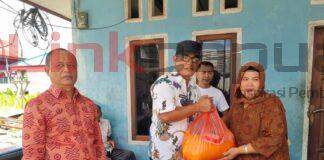 Pemprov Papua Barat Salurkan 285 Paket Sembako Susulan untuk Korban Banjir di Wosi