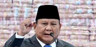 Rupiah Melemah ke Rp17.592, Prabowo Sebut Ekonomi Indonesia Masih Oke