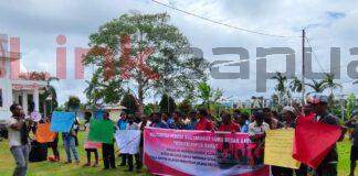Aksi Damai di Manokwari Desak Menag Lantik Barnabas Jadi Kanwil Kemenag