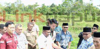 Sapi Kurban Presiden Prabowo Diserahkan ke Warga Bintuni, Berbobot 839 Kg