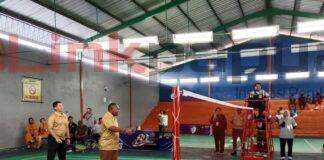 Wabup Bintuni Buka Turnamen Bulu Tangkis Kapolres Cup, 126 Peserta Bersaing