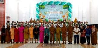 Hadiri Perpisahan TK Kuntum PKK, Bupati Hasan Pesan Jadilah Generasi Kaimana yang Hebat