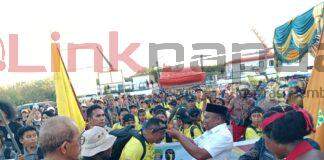 Wabup Joko Lingara Sambut Hangat Kontingen Kaimana dan Fakfak di Pesparani Papua Barat