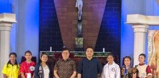 Tuan Rumah Teluk Bintuni Juara Mazmur Anak dan Remaja Pesparani IV Papua Barat