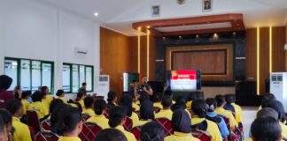 Dandim Manokwari Ajak Mahasiswa Baru Poltekkes Wujudkan Bela Negara Lewat Pengabdian