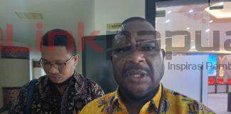 Ketua DPRP Papua Barat Desak Penanganan Asap TPA Sowi Gunung, Warga Keluhkan Pencemaran Udara