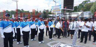 Gerak Jalan Meriahkan HUT Ke-81 RI di Teluk Bintuni, Diikuti Pelajar-Warga