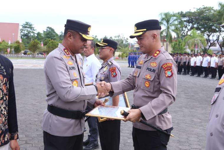 polres mansel raih