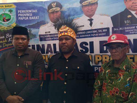 17 tahun tanah adat