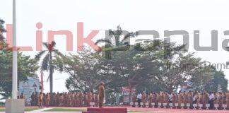 Derek Ampnir Tekankan Disiplin Pejabat Dampingi Agenda Gubernur Papua Barat