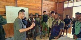 Bupati Tinjau Moskona Utara, Pemulihan Sekolah dan Layanan Dasar Jadi Prioritas
