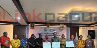 Pemprov Papua Barat Teken MoU dengan ICBA, Dorong Manfaat Karbon Hutan untuk Masyarakat Adat