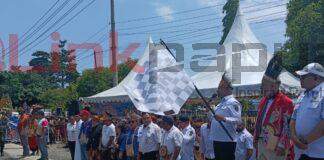 Pawai Budaya HUT Ke-27 Papua Barat, Dominggus: Keragaman Adat Jadi Perekat Persatuan